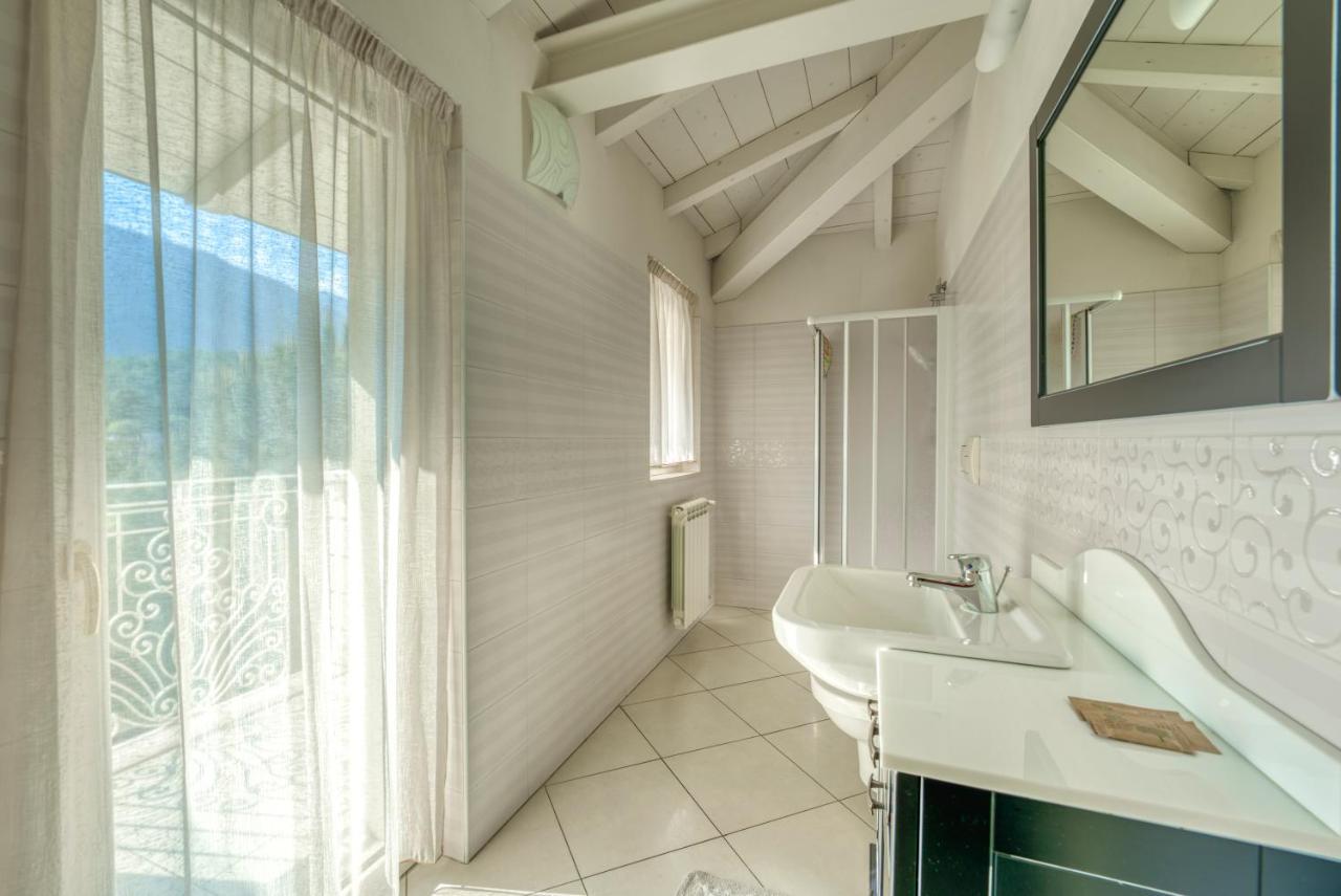 Villa Liberty Darfo Boario Terme Luaran gambar